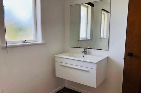 Photo of property in 1/221 Birkdale Road, Birkdale, Auckland, 0626