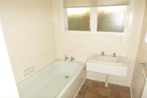 Photo of property in 32 Mimihau Grove, Wainuiomata, Lower Hutt, 5014