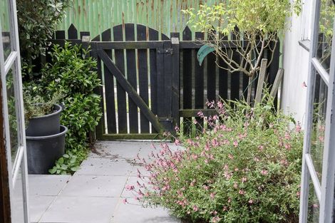 Photo of property in 1/32 Croydon Street, Sydenham, Christchurch, 8023