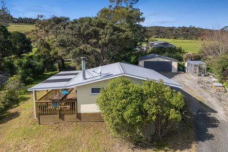 Photo of property in 207 Mangakura Road, Helensville, 0875