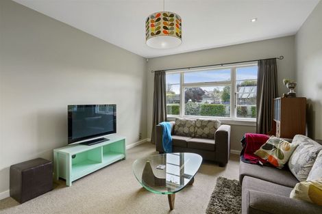 Photo of property in 198 Weston Road, St Albans, Christchurch, 8052