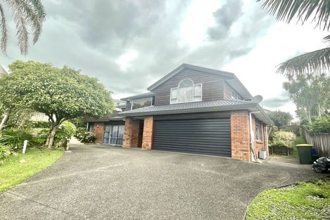 Photo of property in 35 Peretao Rise, The Gardens, Auckland, 2105