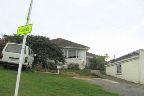 Photo of property in 45 Ranui Terrace, Tawa, Wellington, 5028