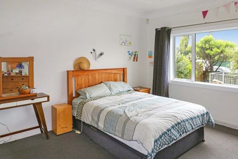 Photo of property in 9 Brasell Street, Fairfield, Lower Hutt, 5011