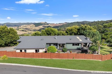 Photo of property in 4 Tarapatiki Drive, Whitianga, 3510