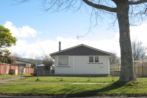 Photo of property in 69 Te Rangitautahanga Road, Turangi, 3334