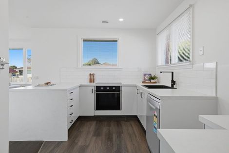 Photo of property in 5 Shamrock Place, Halswell, Christchurch, 8025