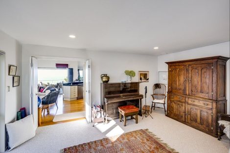 Photo of property in 130a Priestley Terrace, Bluff Hill, Napier, 4110