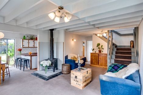 Photo of property in 141 Tait Drive, Greenmeadows, Napier, 4112