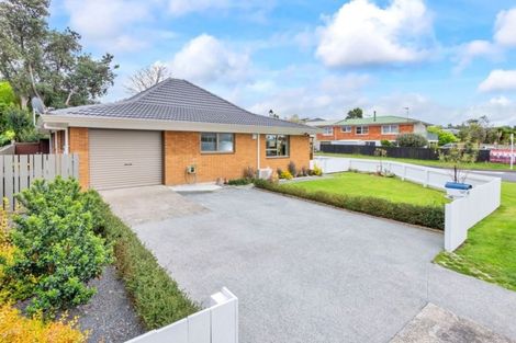Photo of property in 2/423 Great South Road, Rosehill, Papakura, 2113