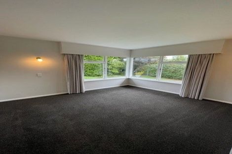 Photo of property in 32 Tintern Avenue, Avonhead, Christchurch, 8042