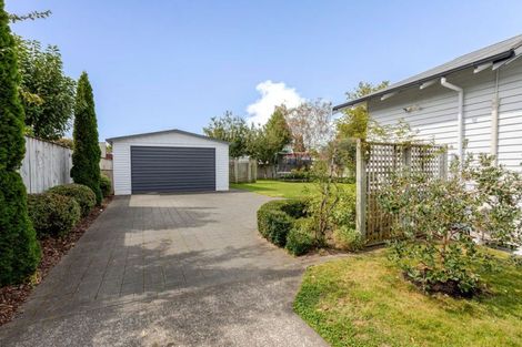 Photo of property in 12 Albert Street, Dannevirke, 4930