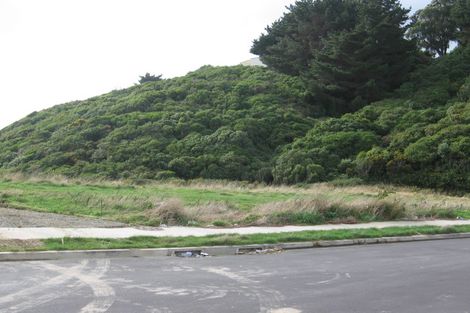 Photo of property in 13 Sedgley Grove, Churton Park, Wellington, 6037