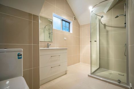 Photo of property in 8 Te Wharau Drive, Greenhithe, Auckland, 0632