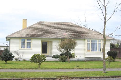 Photo of property in 20 Kenney Crescent, Fairfield, Hamilton, 3214