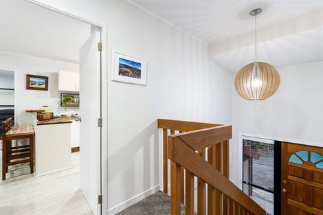 Photo of property in 22 Darcy Place, Massey, Auckland, 0614