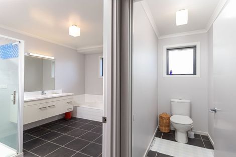 Photo of property in 27 King Street, Waimate, 7924