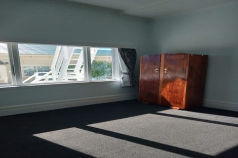 Photo of property in 5 Claremont Grove, Mount Victoria, Wellington, 6011