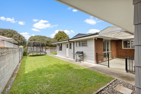 Photo of property in 15 Mudgway Place, Awapuni, Palmerston North, 4412