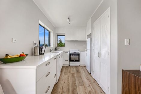 Photo of property in 1/262 Don Buck Road, Massey, Auckland, 0614