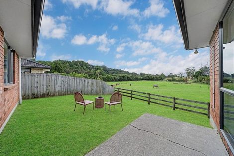 Photo of property in 31 Misty Valley Drive, Henderson, Auckland, 0612