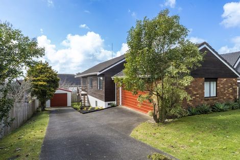 Photo of property in 4229 Great North Road, Glendene, Auckland, 0602
