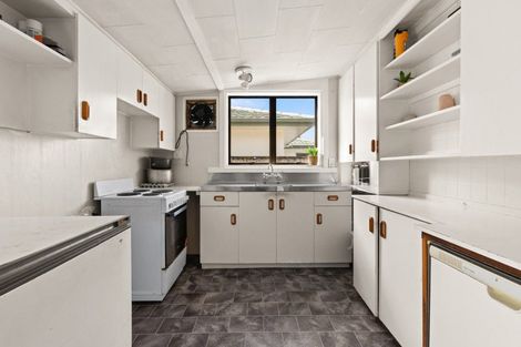 Photo of property in 804 Victoria Street, Parkvale, Hastings, 4122