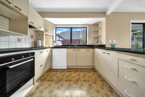 Photo of property in 16 Westholm Way, Pahurehure, Papakura, 2113