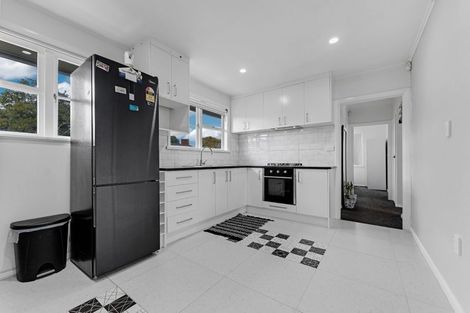 Photo of property in 5 Tui Crescent, Manurewa, Auckland, 2102