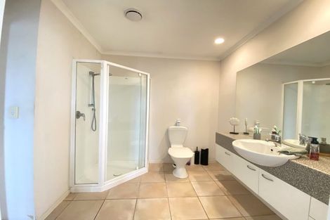 Photo of property in 5/124 Pakuranga Road, Pakuranga, Auckland, 2010