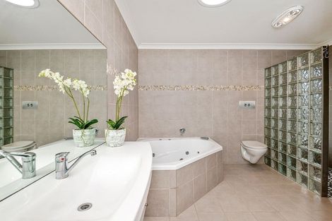 Photo of property in 21 Scotston Avenue, St Albans, Christchurch, 8052