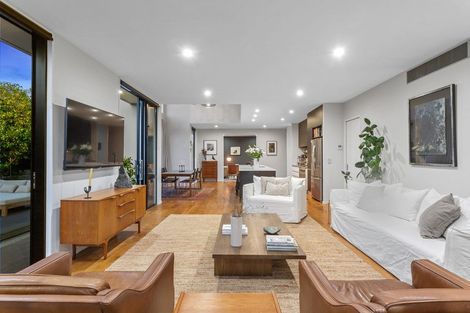 Photo of property in 15a Garden Road, Merivale, Christchurch, 8014