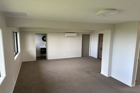 Photo of property in 168a Scenic Drive, Titirangi, Auckland, 0604