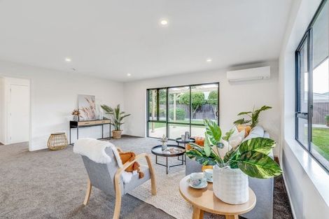 Photo of property in 1/3 Bucknell Street, Sockburn, Christchurch, 8042