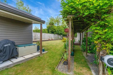 Photo of property in 7 Ruru Place, Levin, 5510