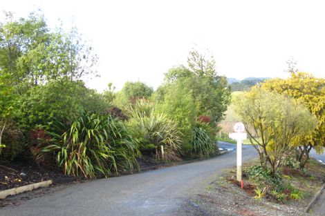 Photo of property in 37c Shalamar Drive, Cashmere, Christchurch, 8022