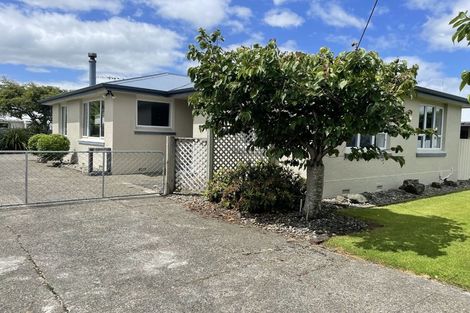 Photo of property in 43 Paterson Street, Grasmere, Invercargill, 9810