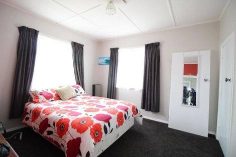 Photo of property in 11 Lockerbie Street, Turnbull Thomson Park, Invercargill, 9810
