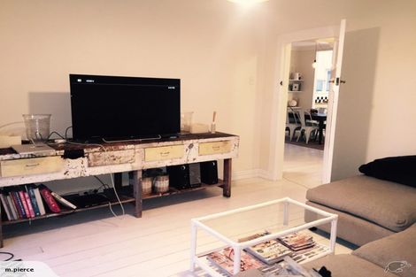 Photo of property in 1/194 Waimumu Road, Massey, Auckland, 0614