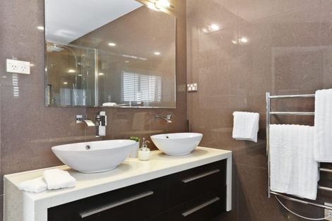 Photo of property in 1/60 Penzance Road, Mairangi Bay, Auckland, 0630