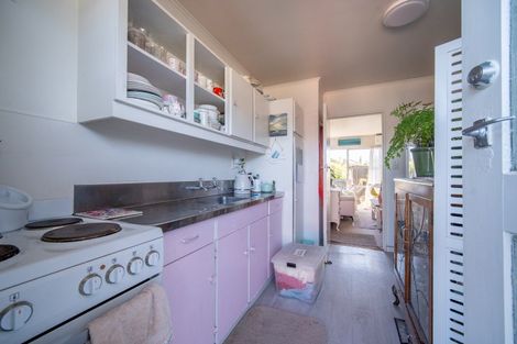 Photo of property in 17 Golf Road, Tahunanui, Nelson, 7011