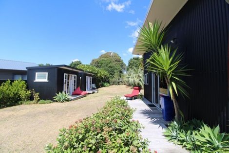 Photo of property in 108 Ake Ake Avenue, Matarangi, Whitianga, 3592