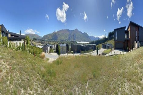 Photo of property in 16 Akitu Rise, Wanaka, 9305
