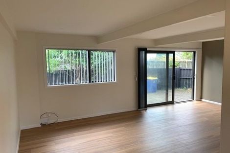 Photo of property in 1/29 Camelot Place, Glenfield, Auckland, 0629