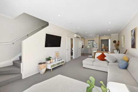 Photo of property in 7 Tahuhu Road, Mount Wellington, Auckland, 1062