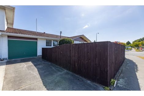 Photo of property in 1/1 Rosedale Place, Avonhead, Christchurch, 8042