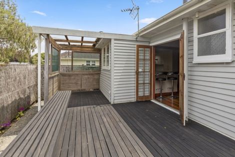 Photo of property in 7 Guiness Street, Avalon, Lower Hutt, 5011