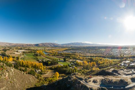 Photo of property in 20 Lanes Road, Bridge Hill, Alexandra, 9320