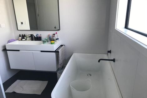 Photo of property in 3 Turbine Way, Hobsonville, Auckland, 0616