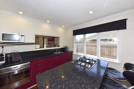 Photo of property in 11 Newport Street, Avondale, Christchurch, 8061